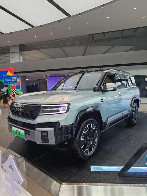广州231比亚迪方程豹硬派越野的爆款，英菲尼迪35周年与你共成长